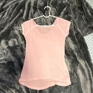 i am selling a pink short sleeved top